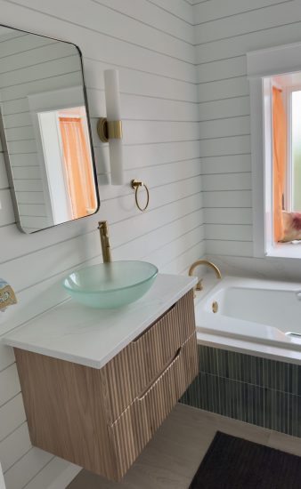 Shore Thing Bathroom Sink